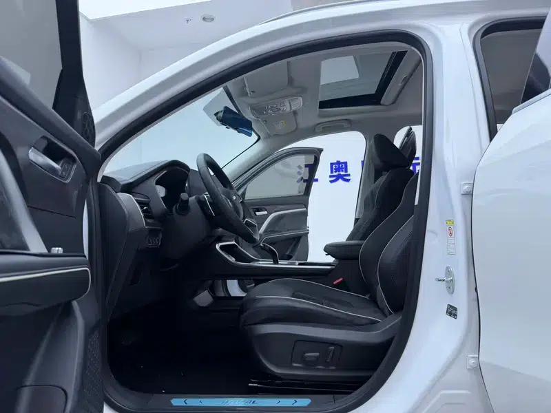 Haval H6 2023 National Trend Edition 1.5T Automatic Urban Edition — миниатюра 19