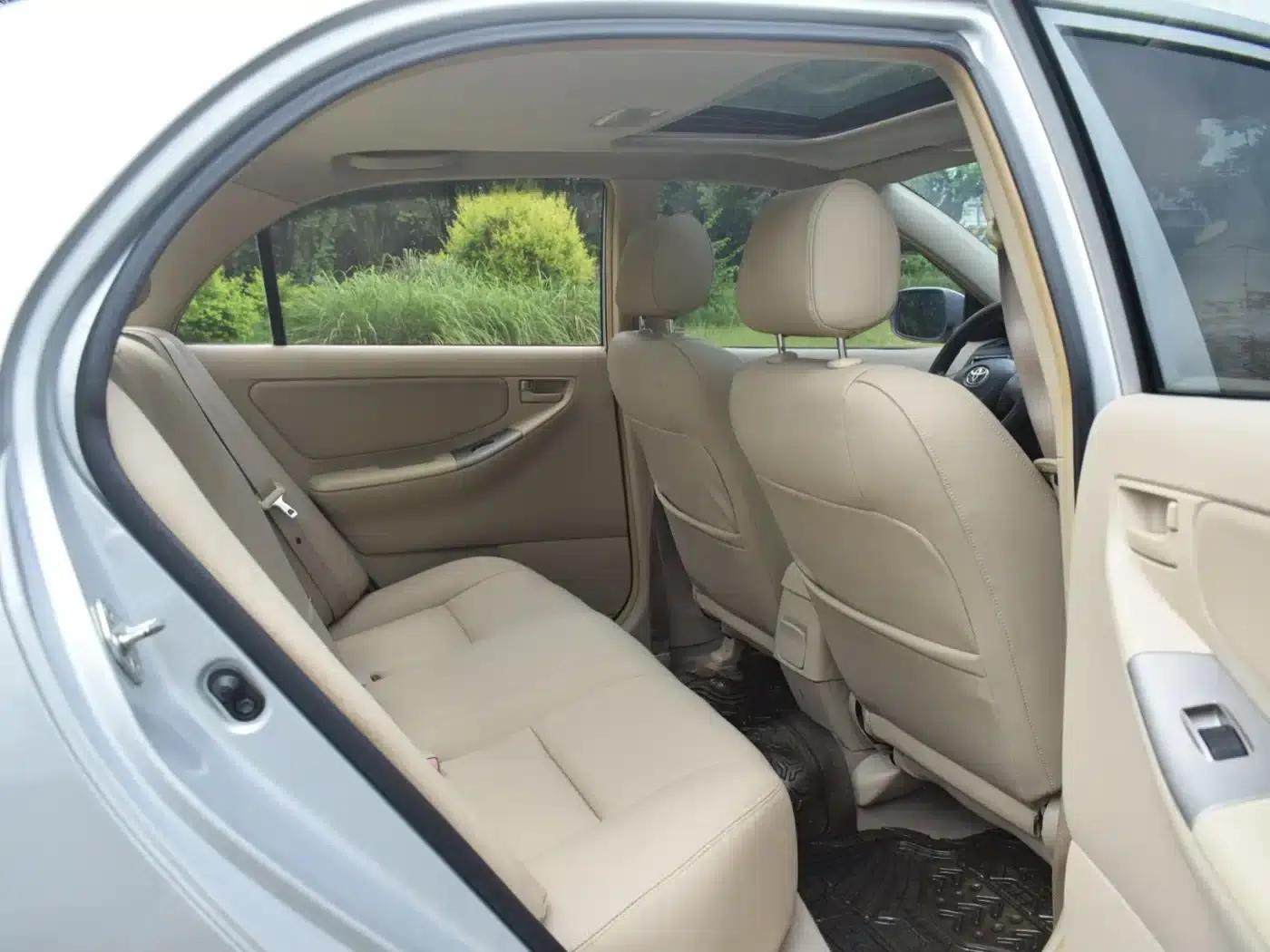 2013 Corolla 1.6L Manual Deluxe Edition — миниатюра 14