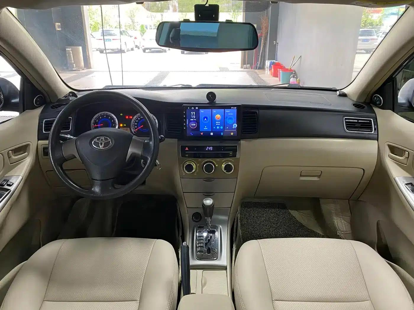 Corolla 2013 1.6L Automatic Premium Edition — миниатюра 4