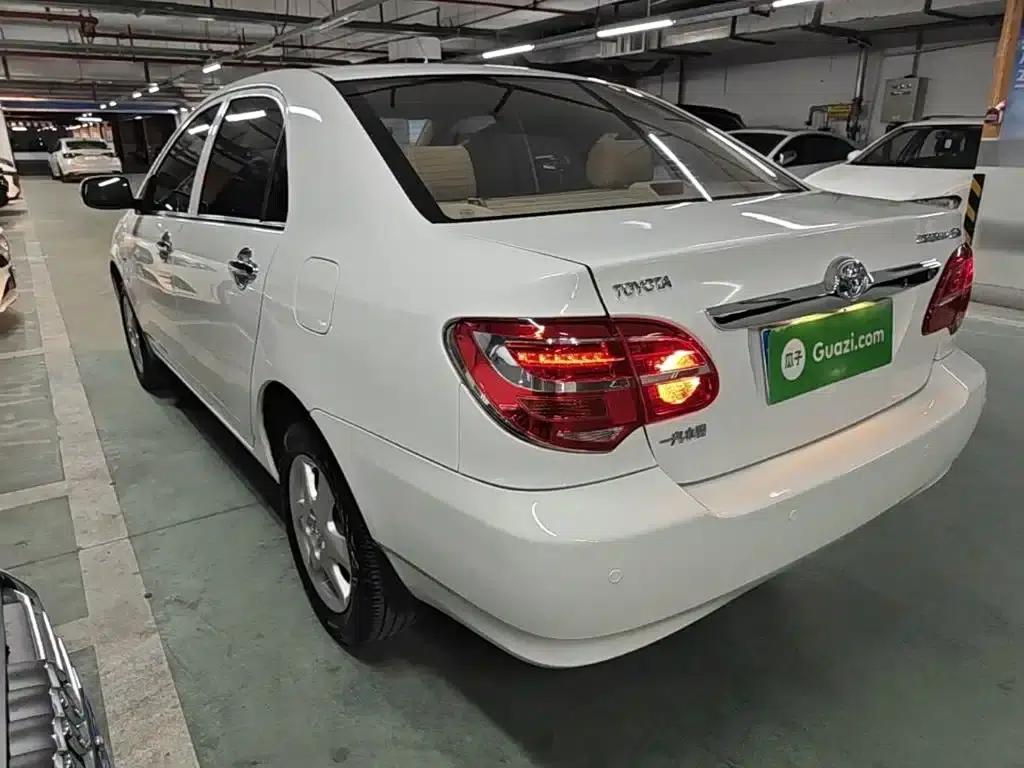 2013 Corolla 1.6L Manual Premium Edition — миниатюра 5