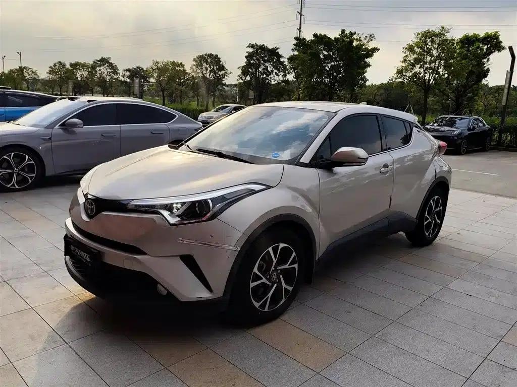 Toyota C-HR 2020 2.0L Leading Edition — миниатюра 1