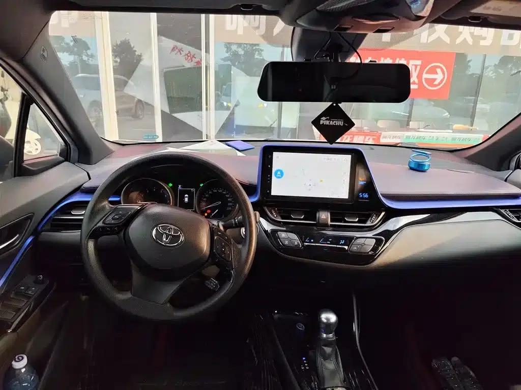 Toyota C-HR 2020 2.0L Leading Edition — миниатюра 8