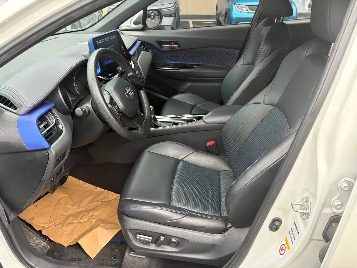 Toyota C-HR 2020 2.0L Leading Edition — миниатюра 7