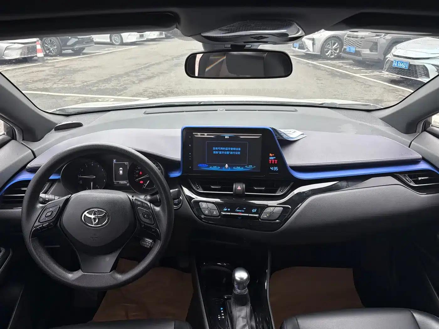 Toyota C-HR 2020 2.0L Leading Edition — миниатюра 9