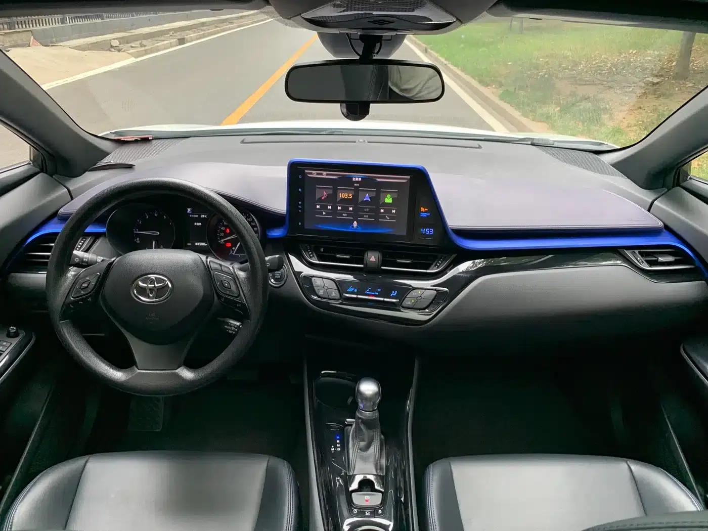 Toyota C-HR 2020 2.0L Leading Edition — миниатюра 12