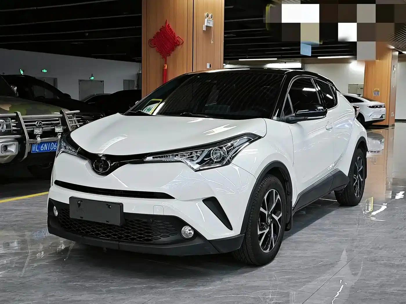 Toyota C-HR 2020 2.0L Leading Edition — миниатюра 1