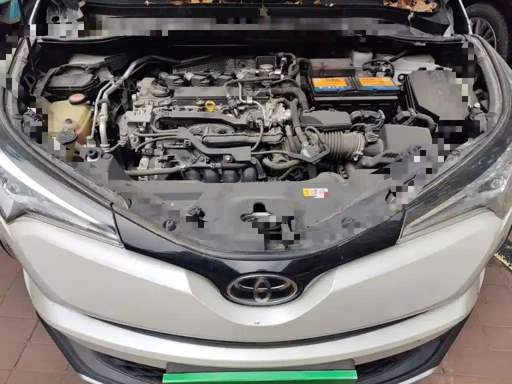 Toyota C-HR 2018 2.0L Cool Crossover Leading Edition (National V Emission Standard) — миниатюра 11
