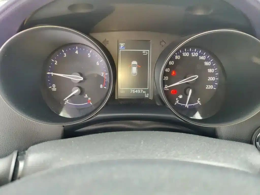 Toyota C-HR 2018 2.0L Cool Crossover Leading Edition (National V Emission Standard) — миниатюра 5