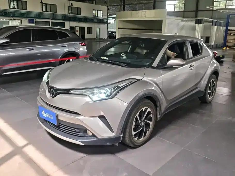 2018 Toyota IZOA 2.0L Elegance Edition (National VI Emission Standard) — миниатюра 1