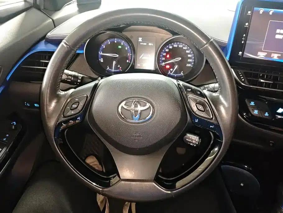 2018 Toyota IZOA 2.0L Elegance Edition (National VI Emission Standard) — миниатюра 15
