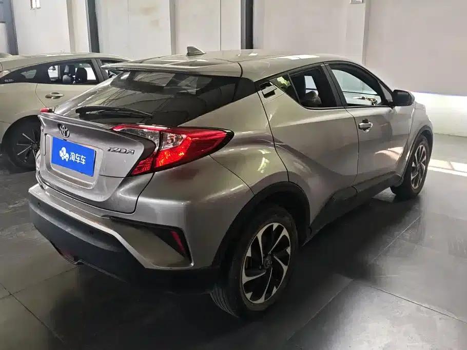 2018 Toyota IZOA 2.0L Elegance Edition (National VI Emission Standard) — миниатюра 3