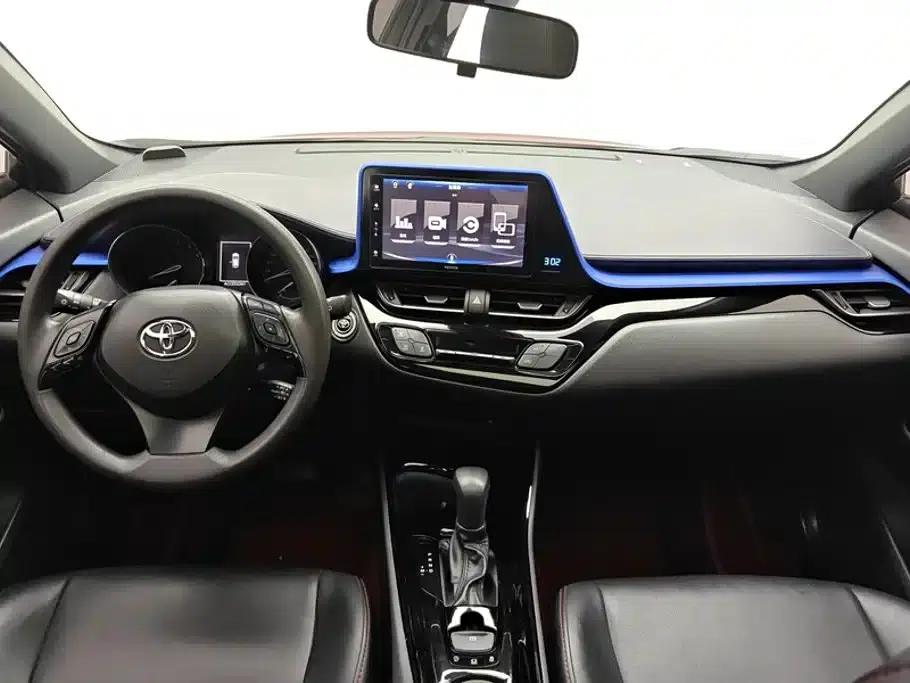 2020 Toyota IZOA 2.0L Enjoy Edition — миниатюра 12