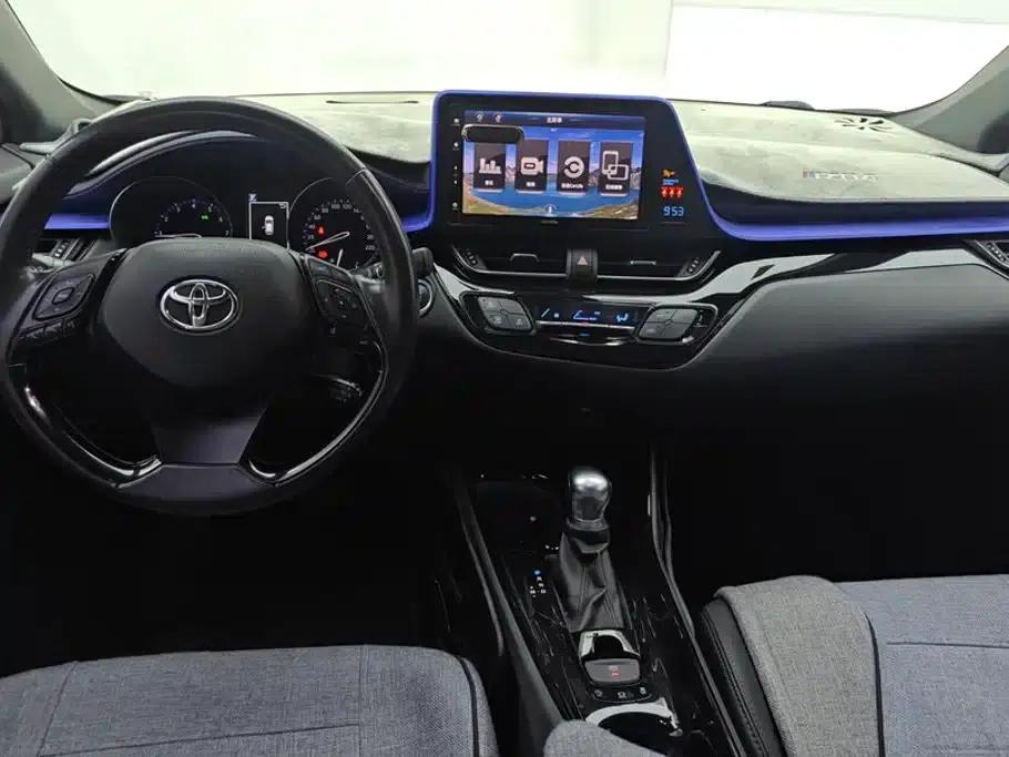 2018 Toyota IZOA 2.0L Elegance Edition (National V Emission Standard) — миниатюра 12