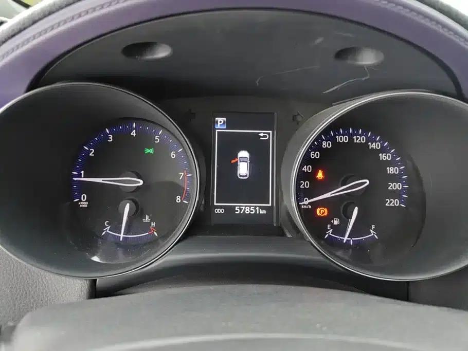 2018 Toyota IZOA 2.0L Elegance Edition (National V Emission Standard) — миниатюра 14