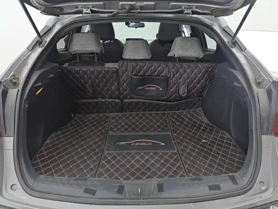 2018 Toyota IZOA 2.0L Elegance Edition (National V Emission Standard) — миниатюра 4