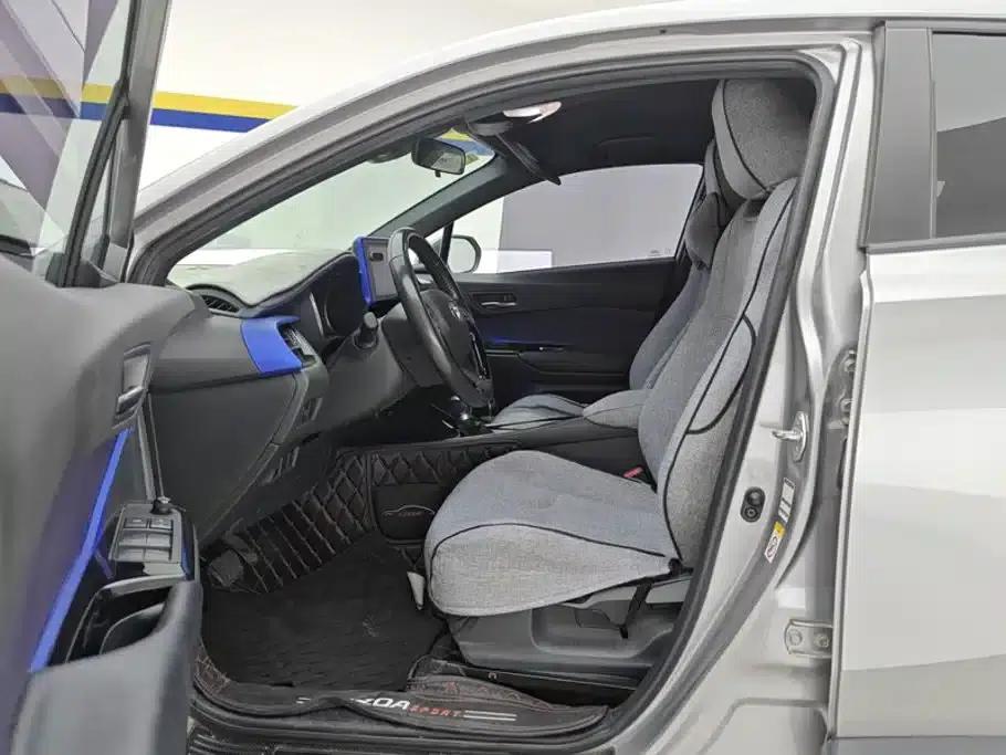 2018 Toyota IZOA 2.0L Elegance Edition (National V Emission Standard) — миниатюра 9