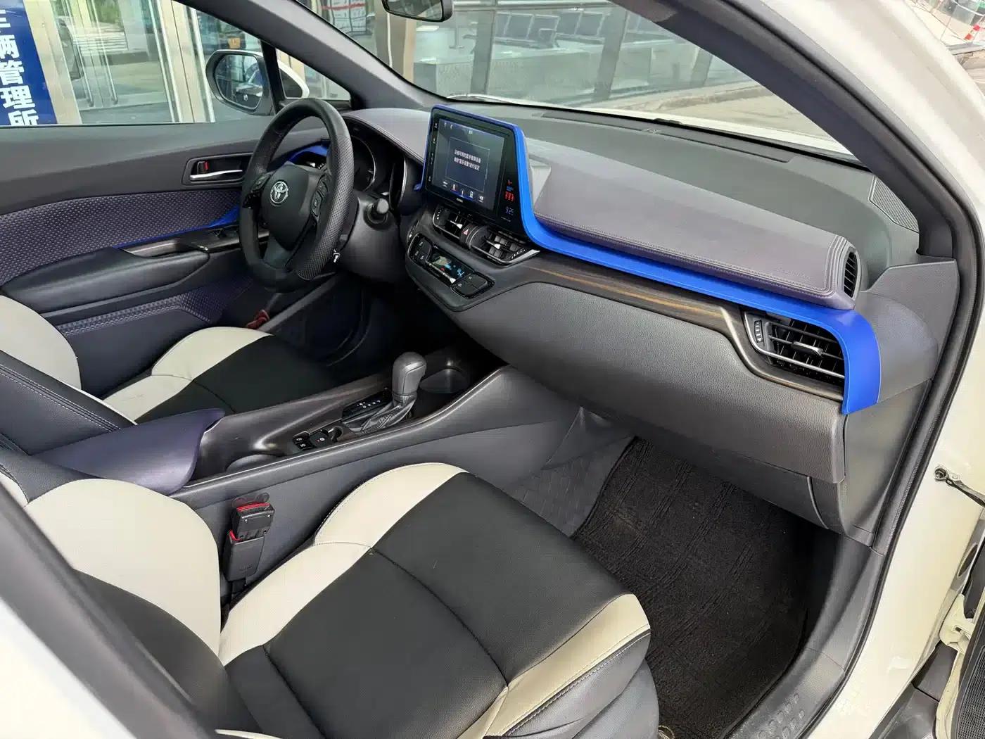 2020 Toyota IZOA 2.0L Enjoy Edition — миниатюра 15