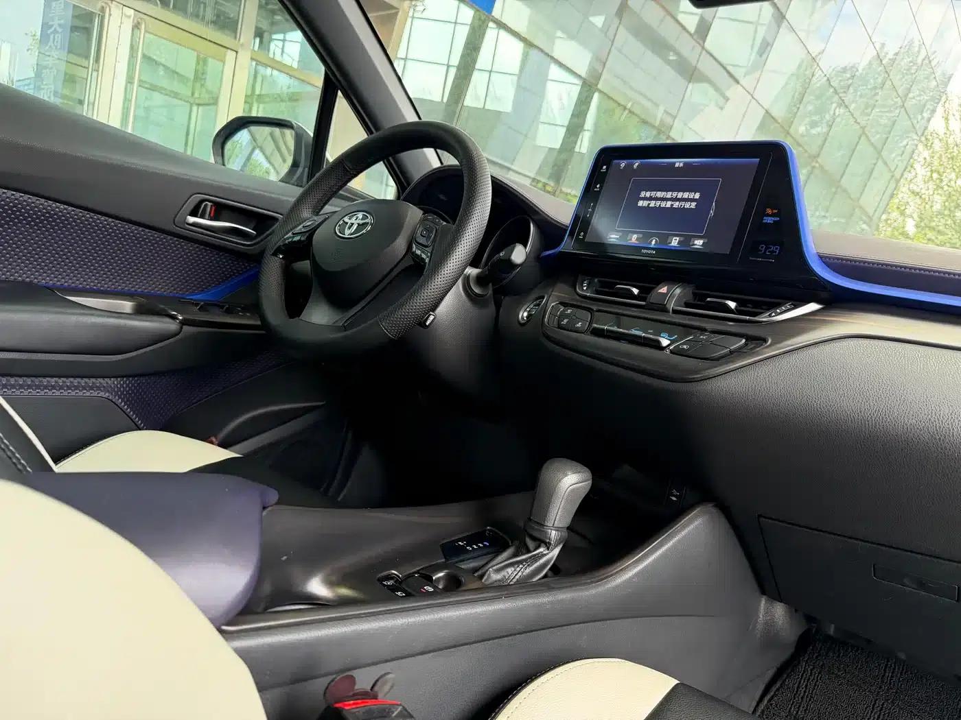 2020 Toyota IZOA 2.0L Enjoy Edition — миниатюра 16