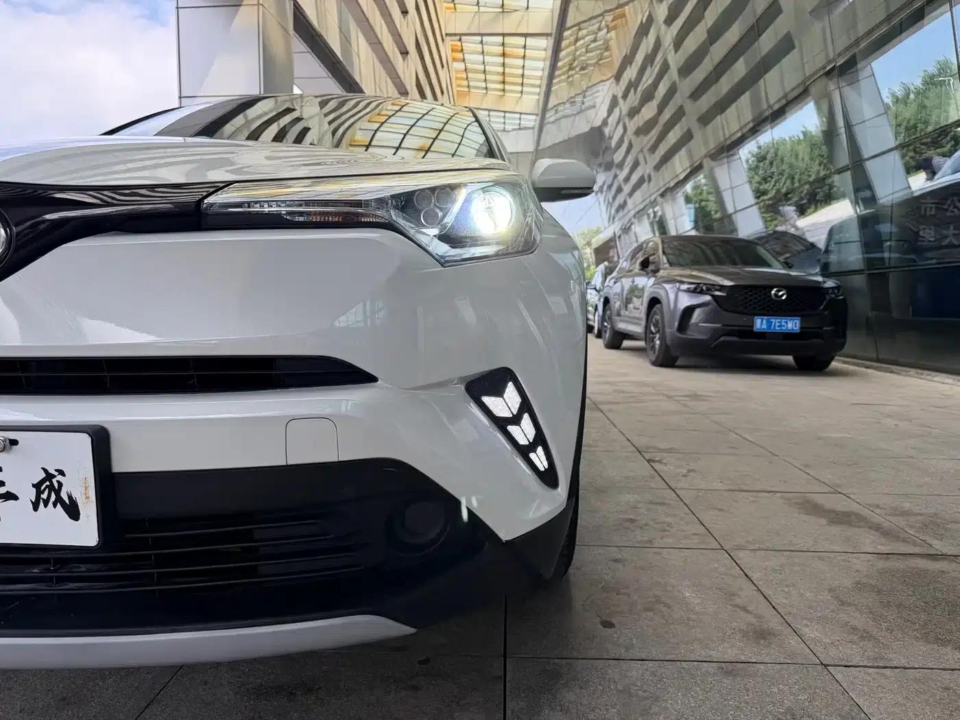 2020 Toyota IZOA 2.0L Enjoy Edition — миниатюра 33