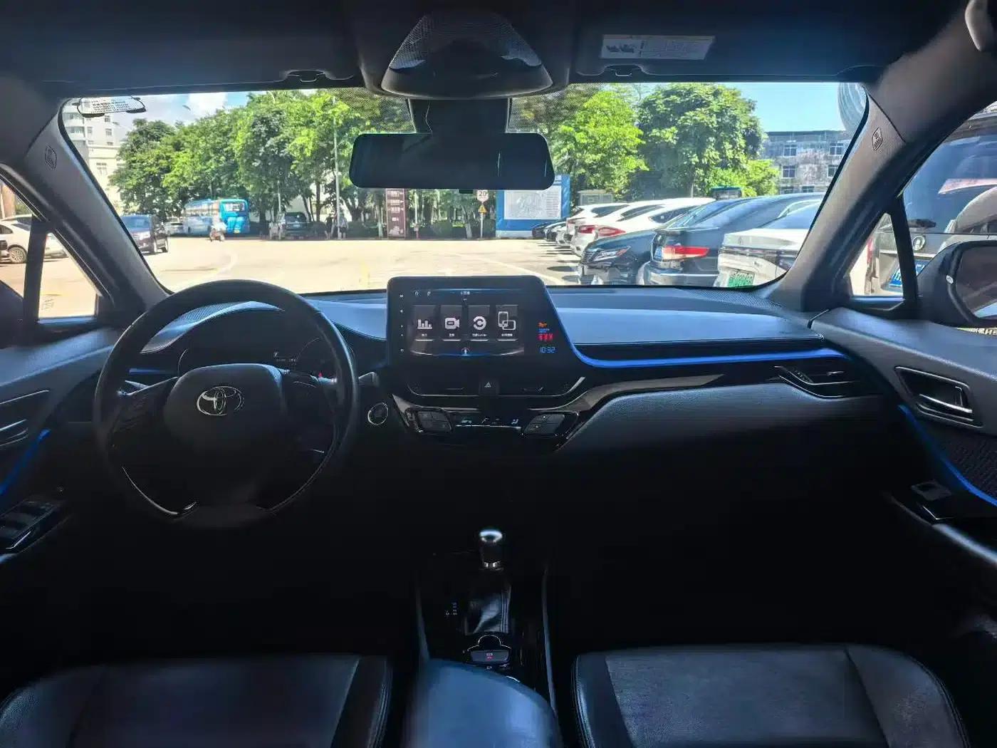 2018 Toyota IZOA 2.0L Elegance Edition (National V Emission Standard) — миниатюра 8