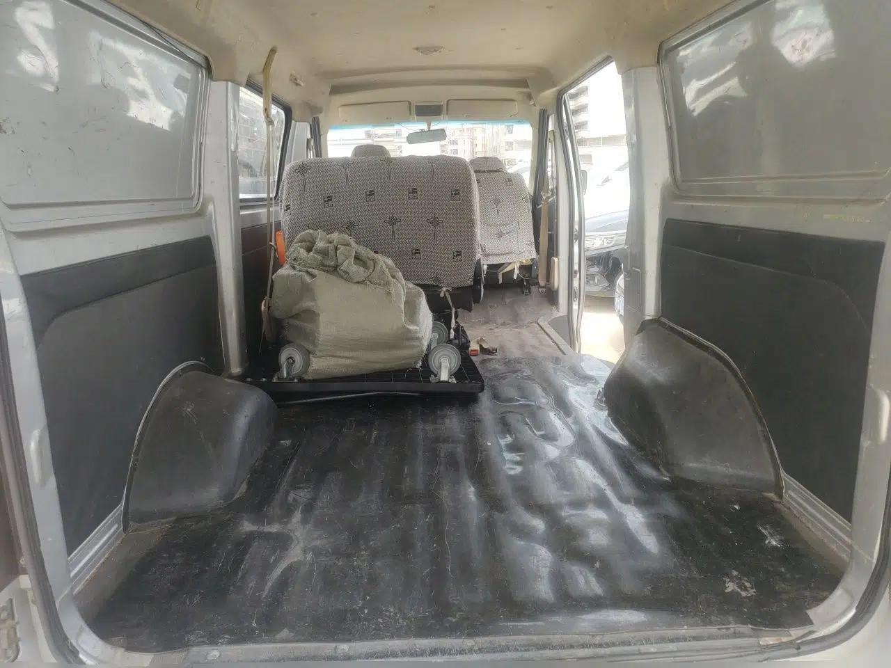 CHANGAN KAICHENG Ruixing M80 2018 1.5L Base Model Van Semi-Blind Window Flat Roof Rear-Hinged Doors 4G15S — миниатюра 19