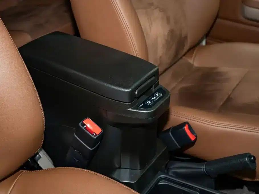 Land Cruiser (Imported) LC76 2024 Model 2.8T Diesel — миниатюра 17