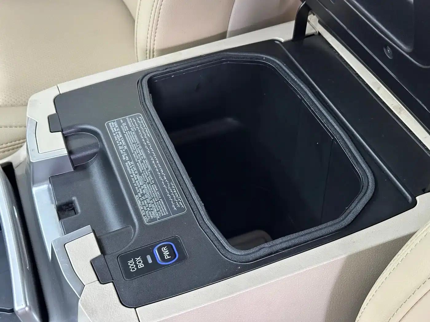 2020 Land Cruiser (Imported) 4.0L Middle East Edition — миниатюра 9