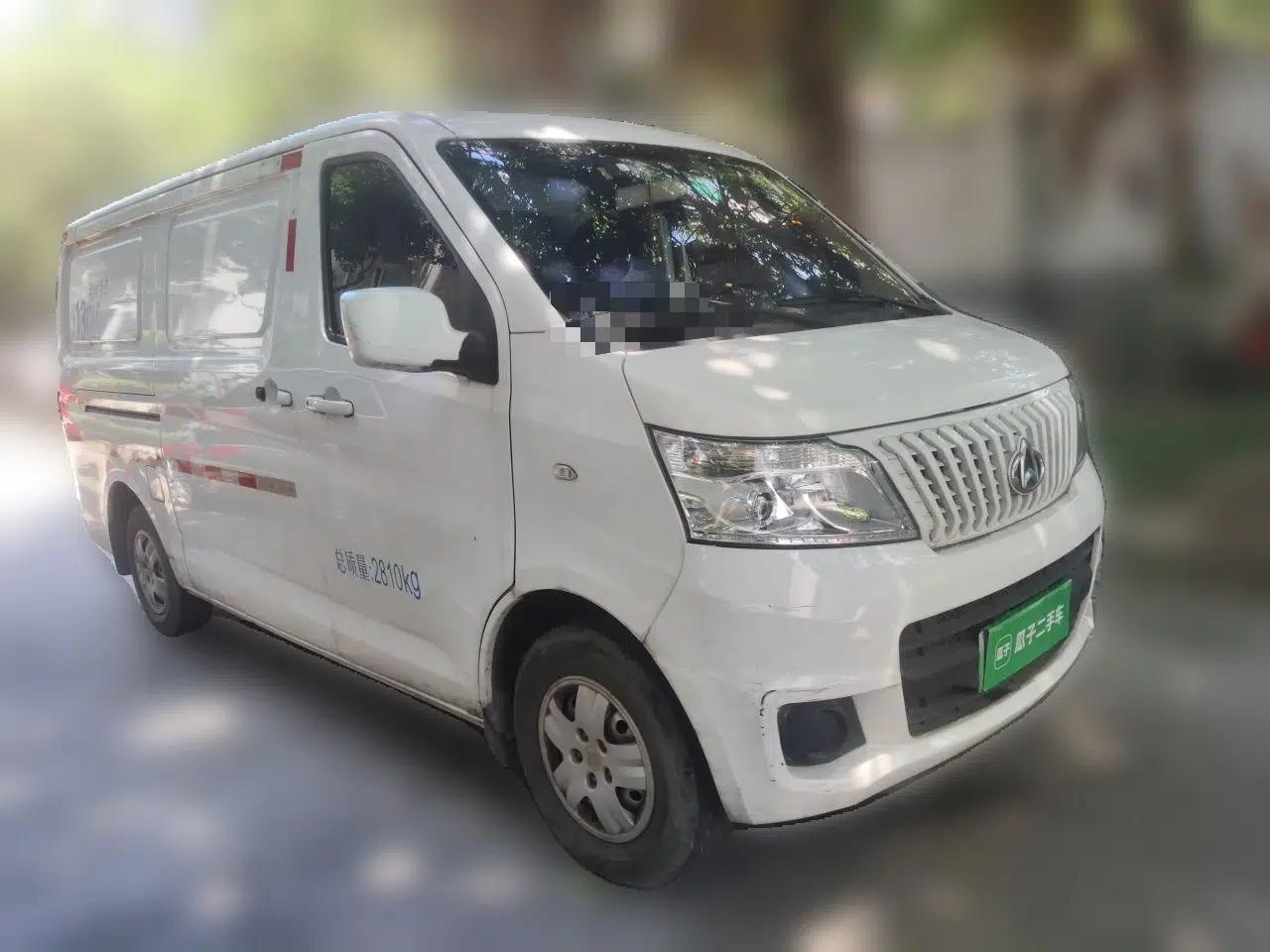 CHANGAN KAICHENG Ruixing EM80 2018 Flat Roof with Liftgate 2 Seats 48.4 kWh — миниатюра 3