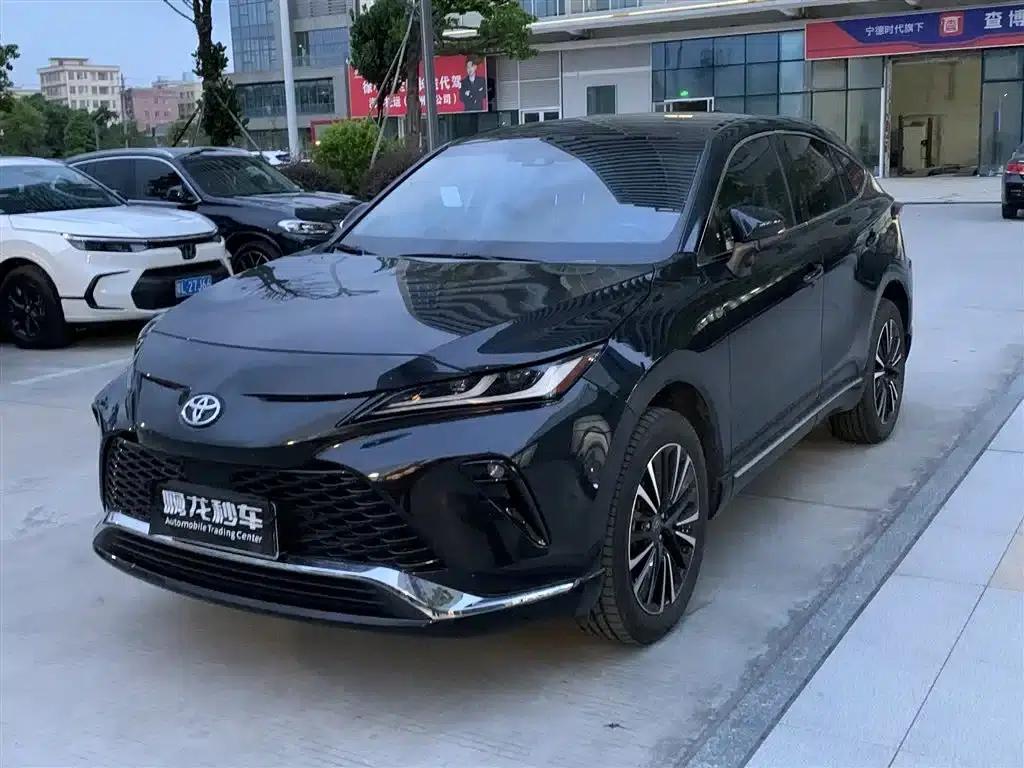 Venza 2023 2.0L CVT 2WD Premium Edition — миниатюра 1