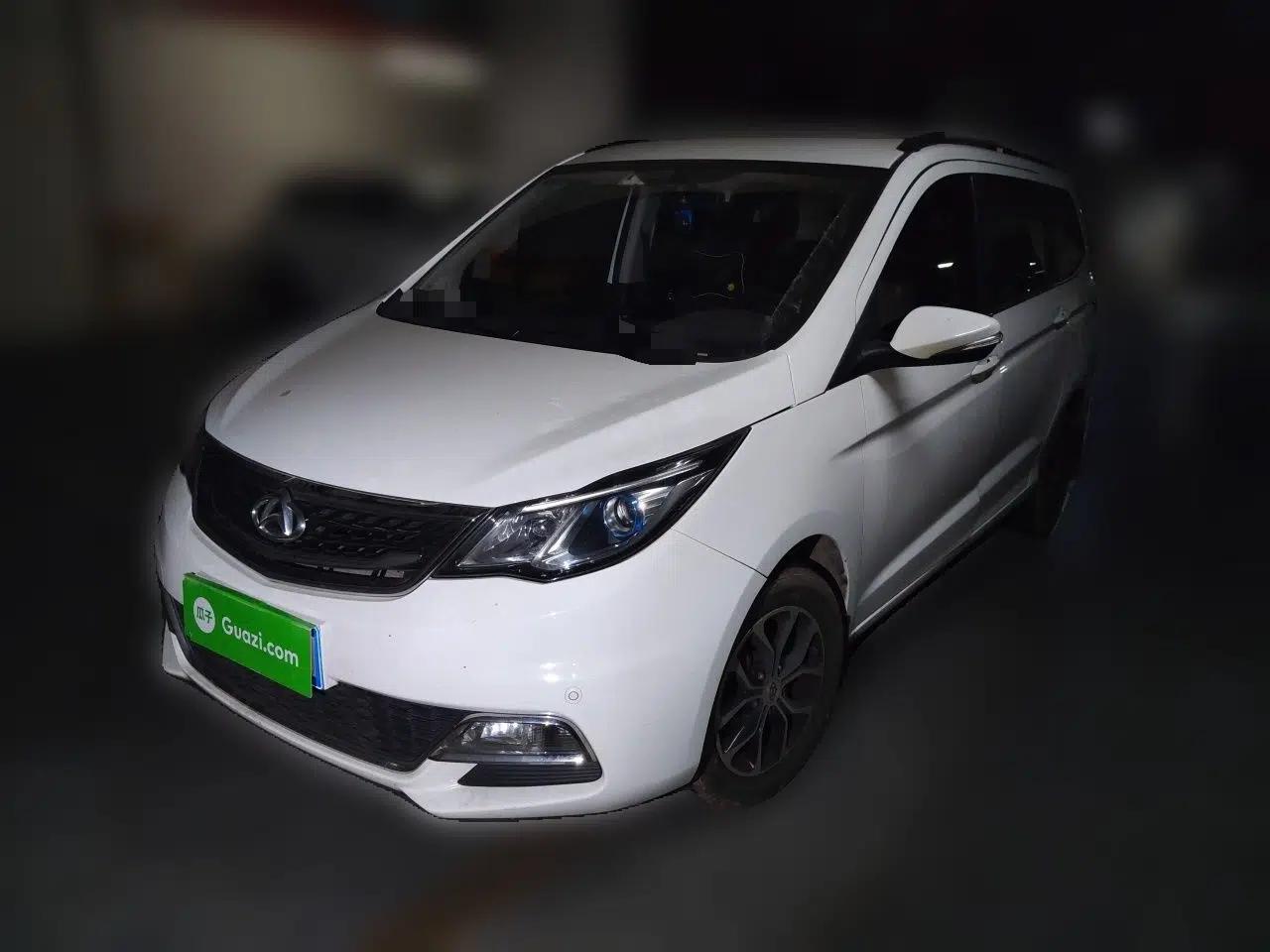 CHANGAN KAICHENG Oushang A600 2017 1.5L Manual Luxury Model — миниатюра 1