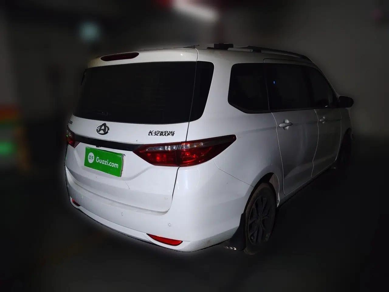 CHANGAN KAICHENG Oushang A600 2017 1.5L Manual Luxury Model — миниатюра 6