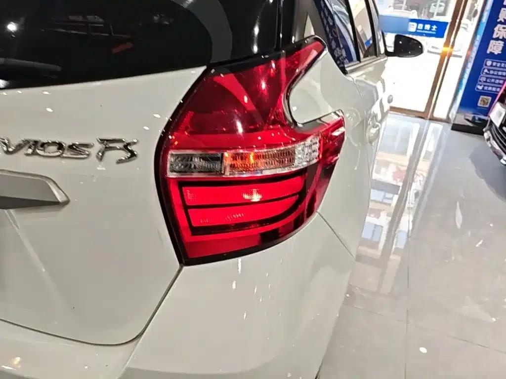 Vios FS 2017 1.5L CVT Sport Edition — миниатюра 8