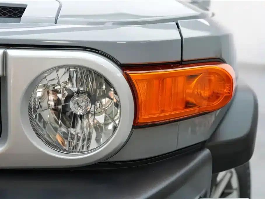 2019 FJ Cruiser 4.0L Automatic — миниатюра 2