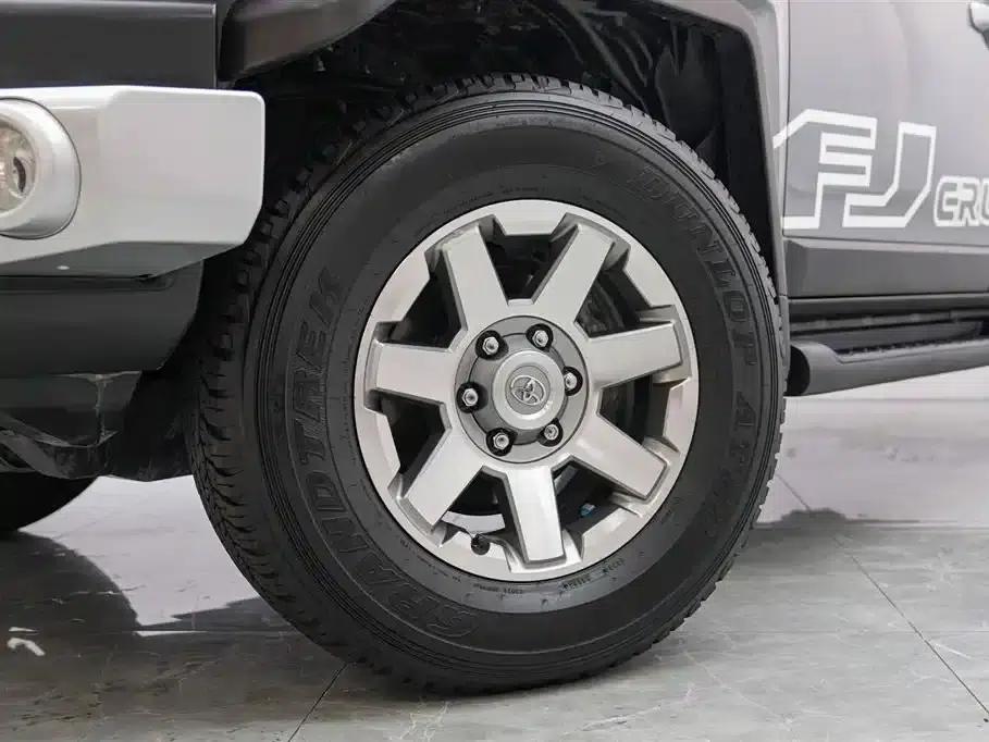 2019 FJ Cruiser 4.0L Automatic — миниатюра 3