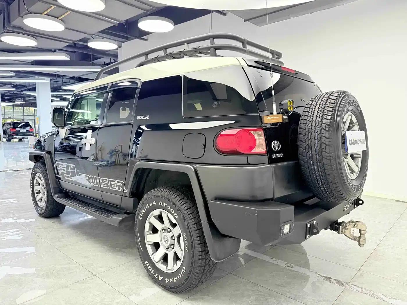 2018 FJ Cruiser 4.0L Middle East Edition — миниатюра 4