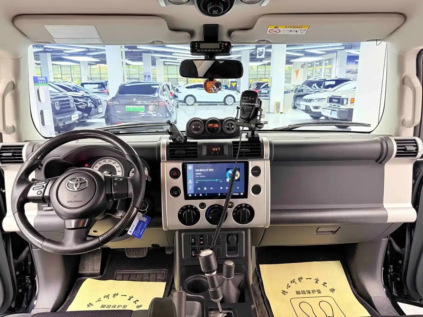 2018 FJ Cruiser 4.0L Middle East Edition — миниатюра 8