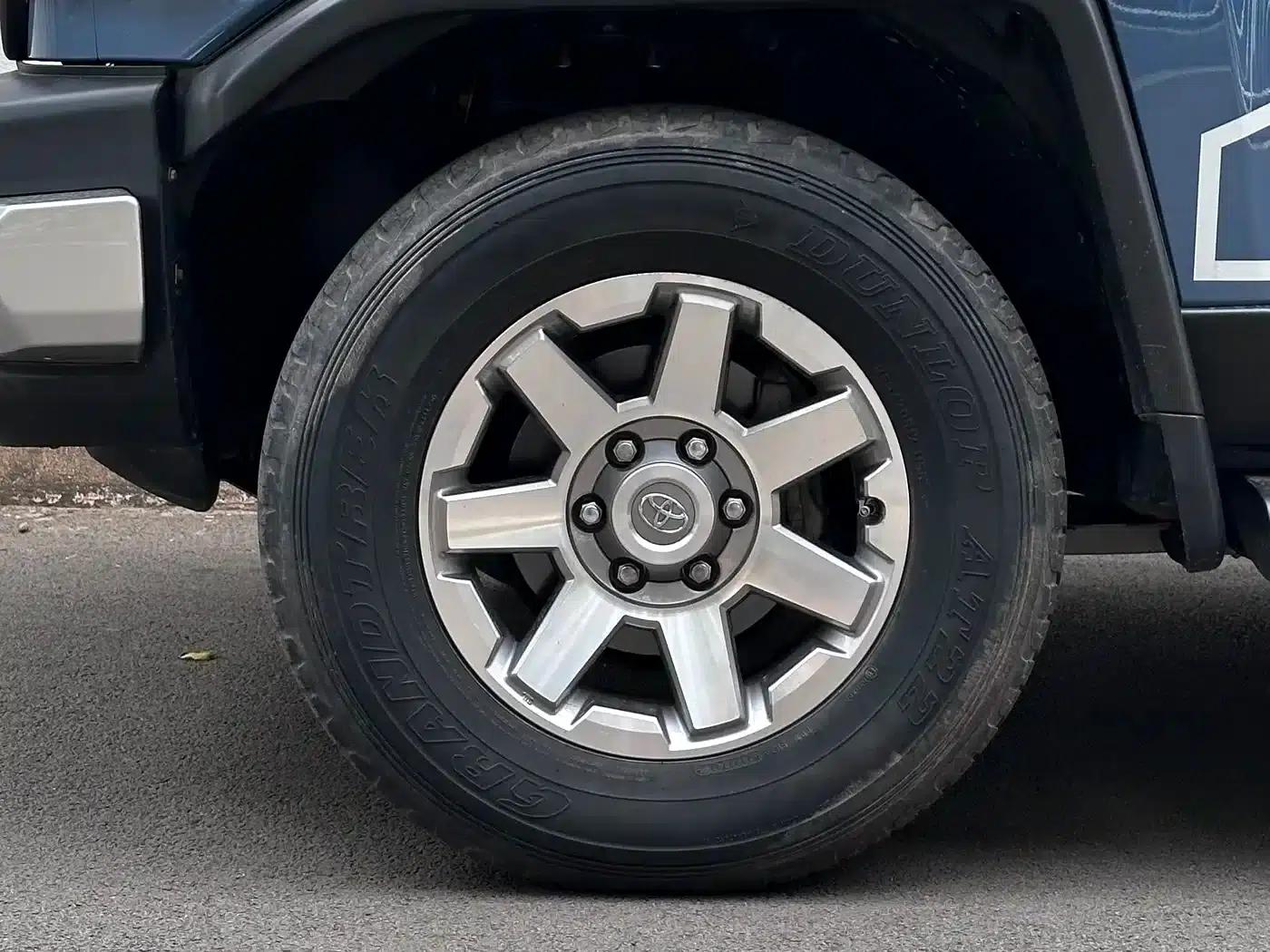 2018 FJ Cruiser 4.0L Automatic — миниатюра 3