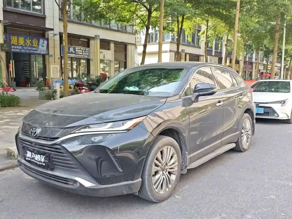 HARRIER 2022 2.0L CVT 2WD Premium Edition — миниатюра 1