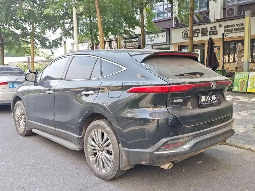 HARRIER 2022 2.0L CVT 2WD Premium Edition — миниатюра 9