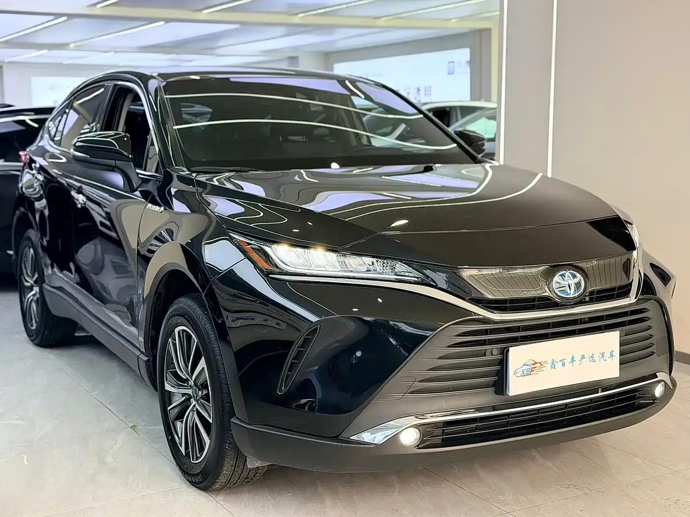 HARRIER 2022 Hybrid 2.5L CVT 2WD Luxury Edition — миниатюра 3