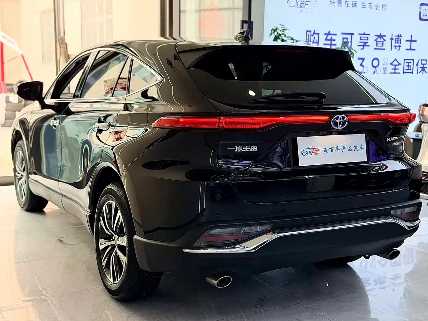 HARRIER 2022 Hybrid 2.5L CVT 2WD Luxury Edition — миниатюра 8