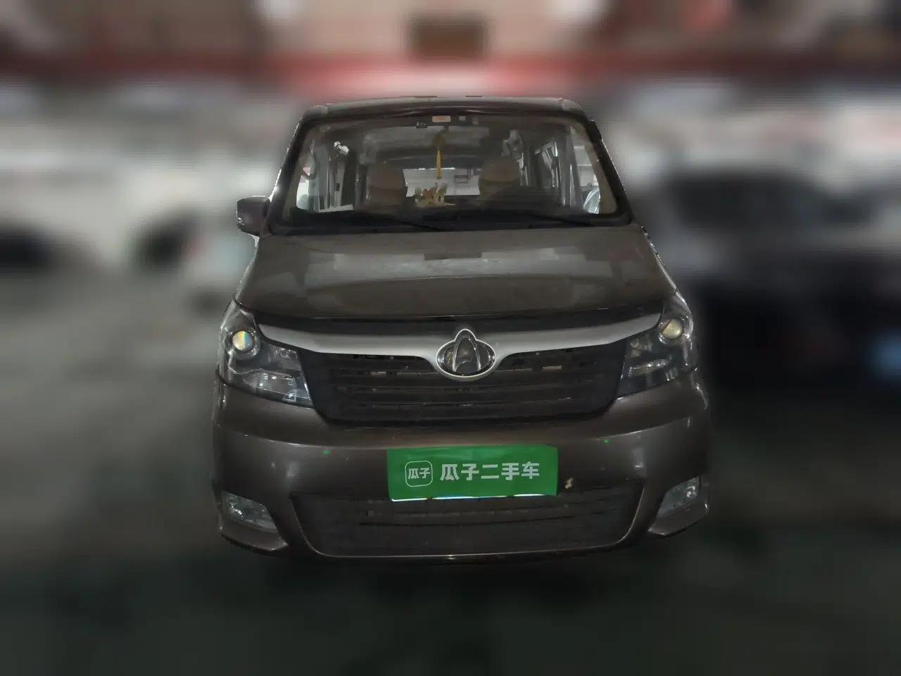 CHANGAN KAICHENG Ruixing M90 2021 2.0L Standard Version Flat-Top Liftgate 6-Seater LJ481Q6 — миниатюра 2