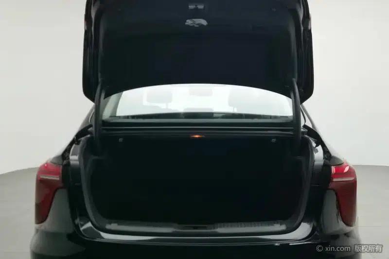 Hongqi H5 2025 1.5T DCT Flag Edition — миниатюра 22
