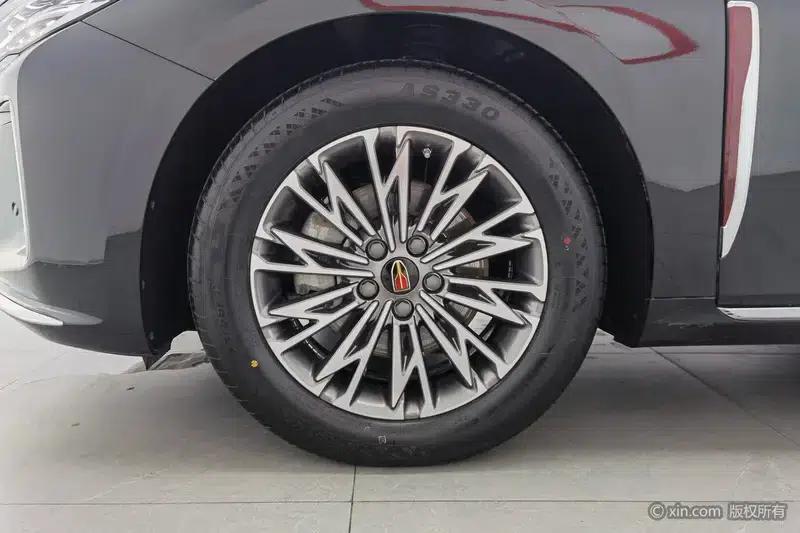 Hongqi H5 2025 1.5T DCT Flag Edition — миниатюра 9