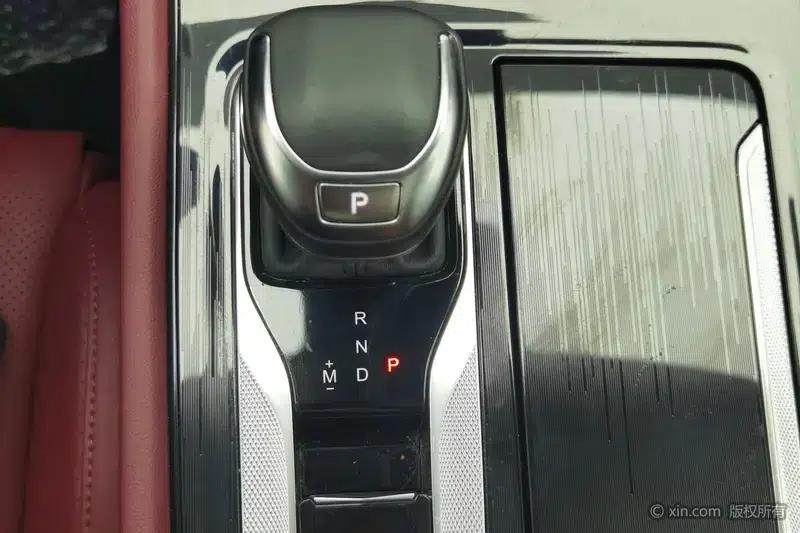 Hongqi H5 2023 1.5T DCT Intelligent Flagship Edition — миниатюра 15