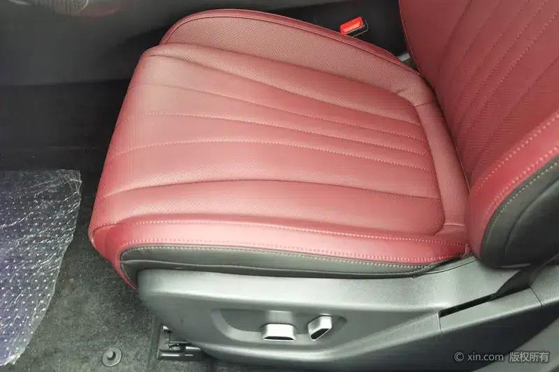 Hongqi H5 2023 1.5T DCT Intelligent Flagship Edition — миниатюра 18