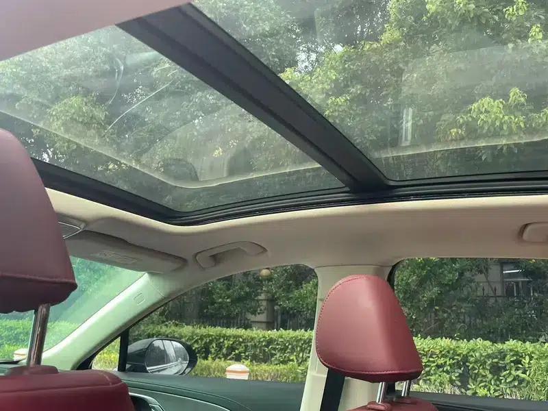 Hongqi H5 2023 1.5T DCT Intelligent Flagship Edition — миниатюра 15