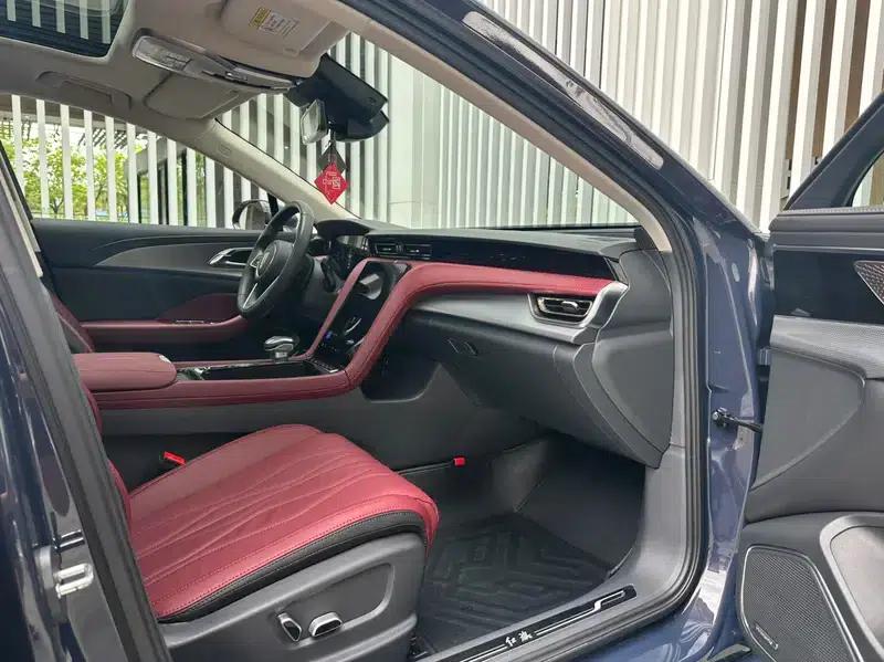 Hongqi H5 2024 2.0T Automatic Intelligent Flagship Edition — миниатюра 13