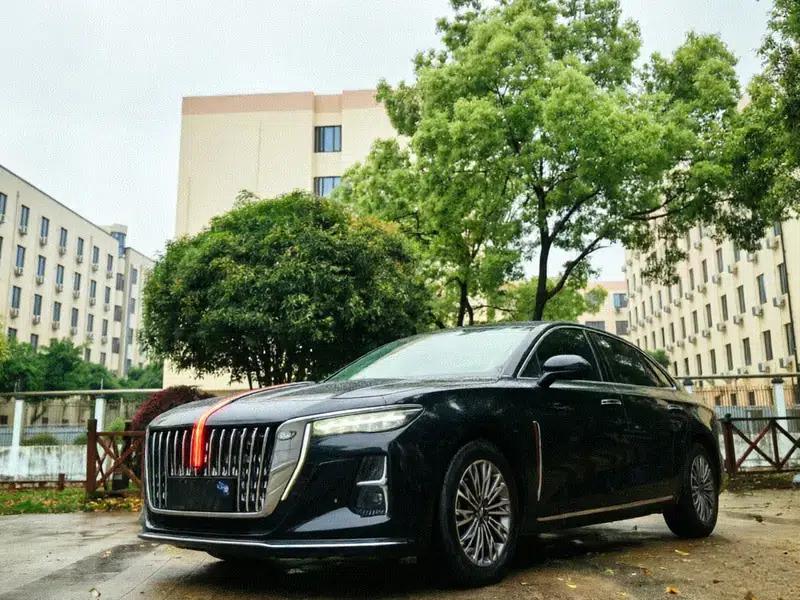 Hongqi H5 2023 1.5T DCT Intelligent Flagship Edition — миниатюра 1