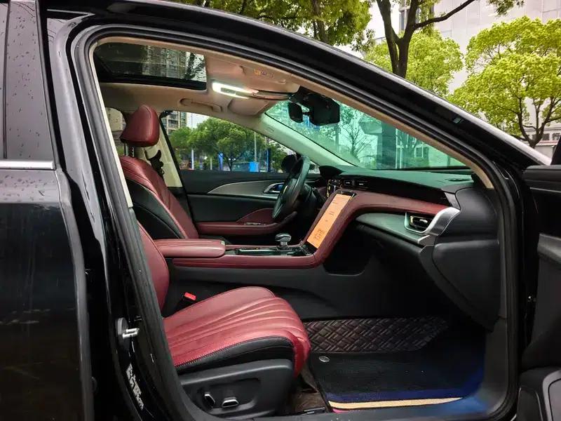 Hongqi H5 2023 1.5T DCT Intelligent Flagship Edition — миниатюра 18